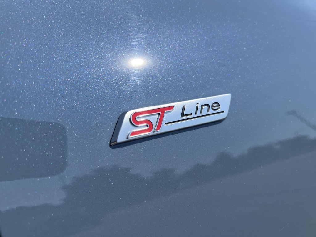 Used 2025 Ford Escape ST-Line Select SUV