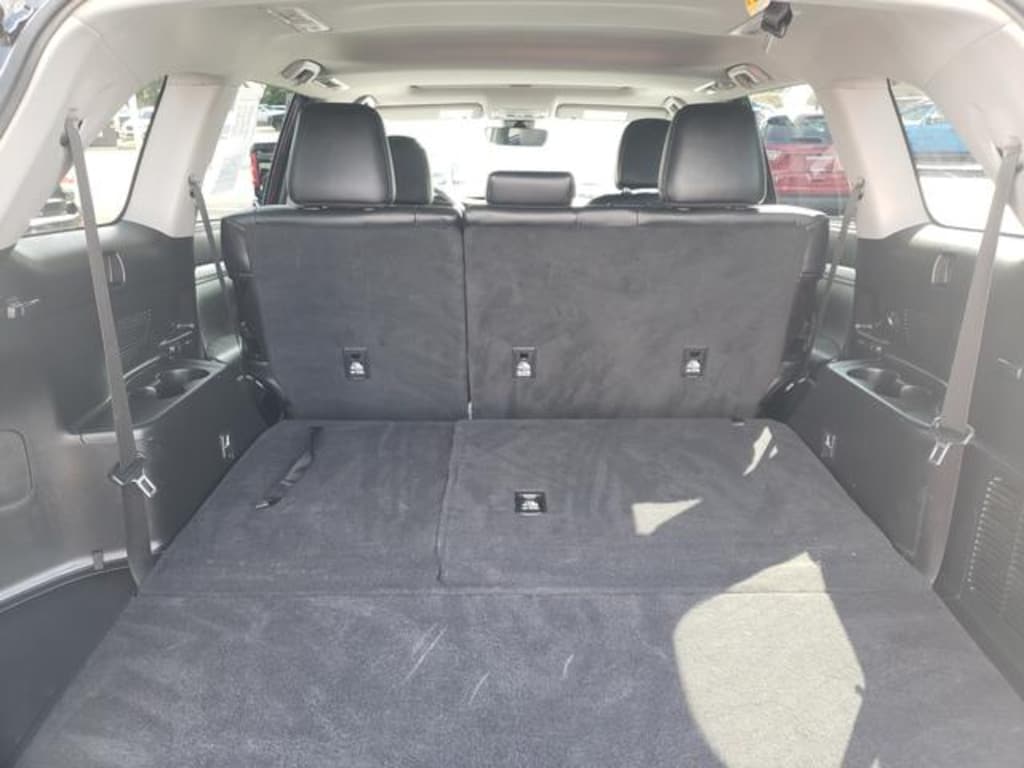 Used 2019 Toyota Highlander XLE XLE V6 AWD