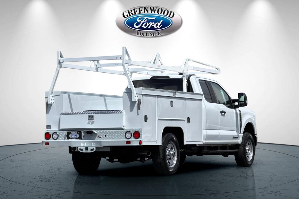 New 2026 Ford F-350SD XL Chassis