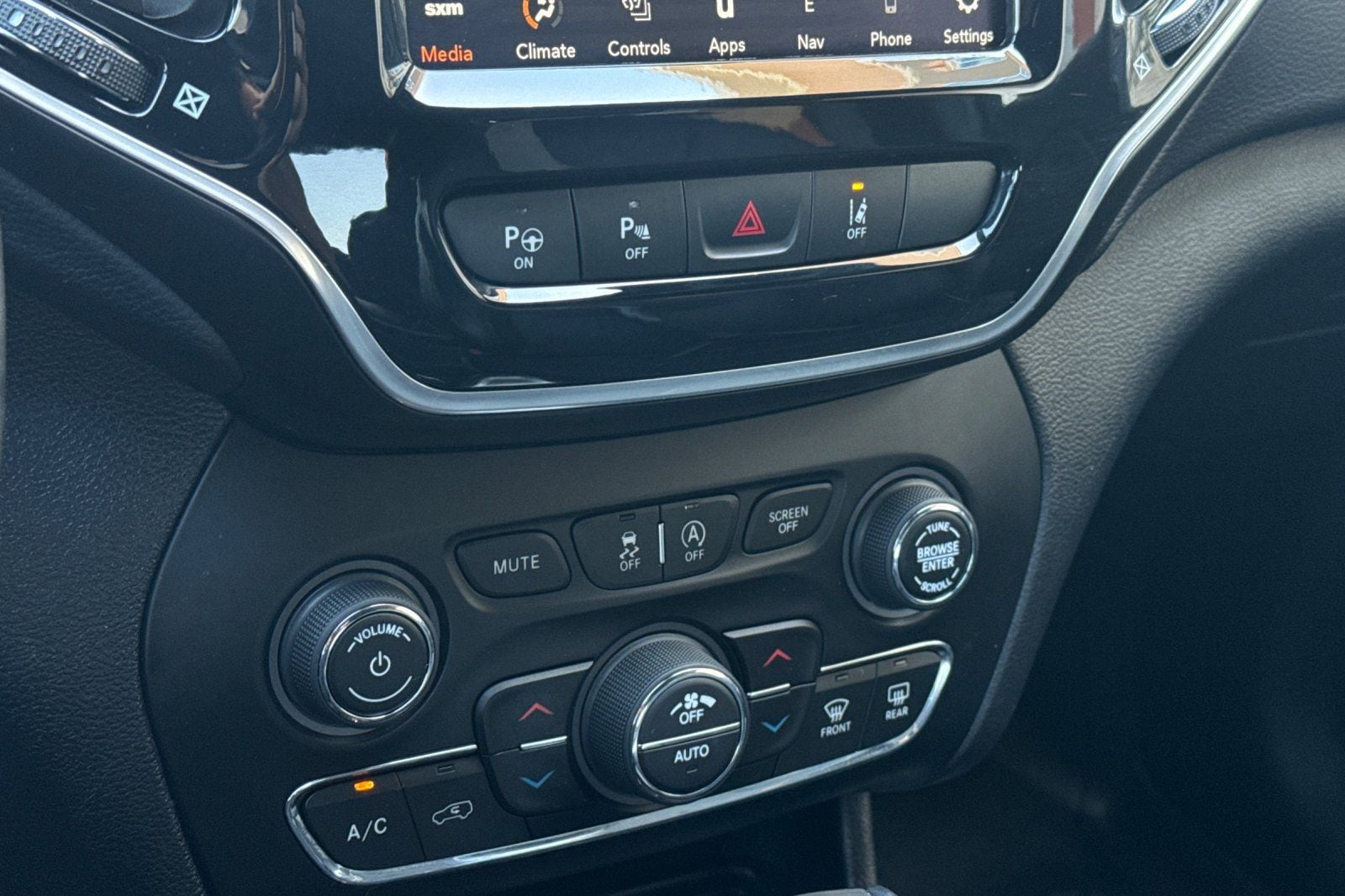 2020 Jeep Cherokee High Altitude - Photo 19