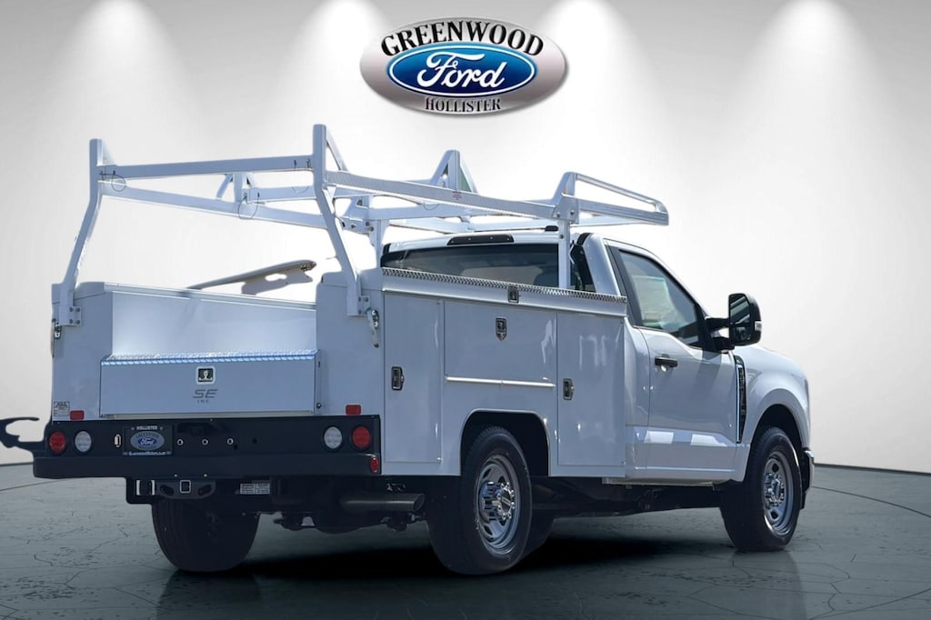 New 2026 Ford F-350SD XL Chassis