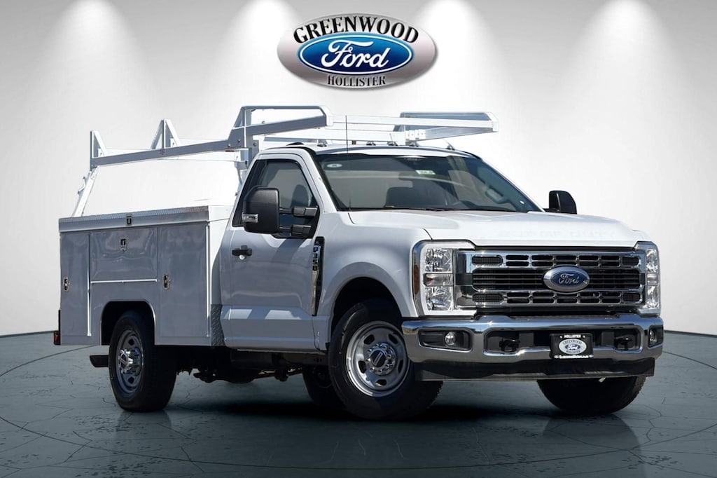 New 2026 Ford F-350SD XL Chassis