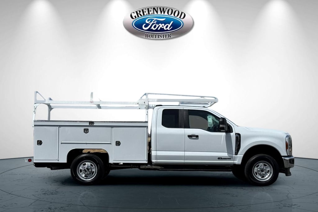 New 2026 Ford F-350SD XL Chassis