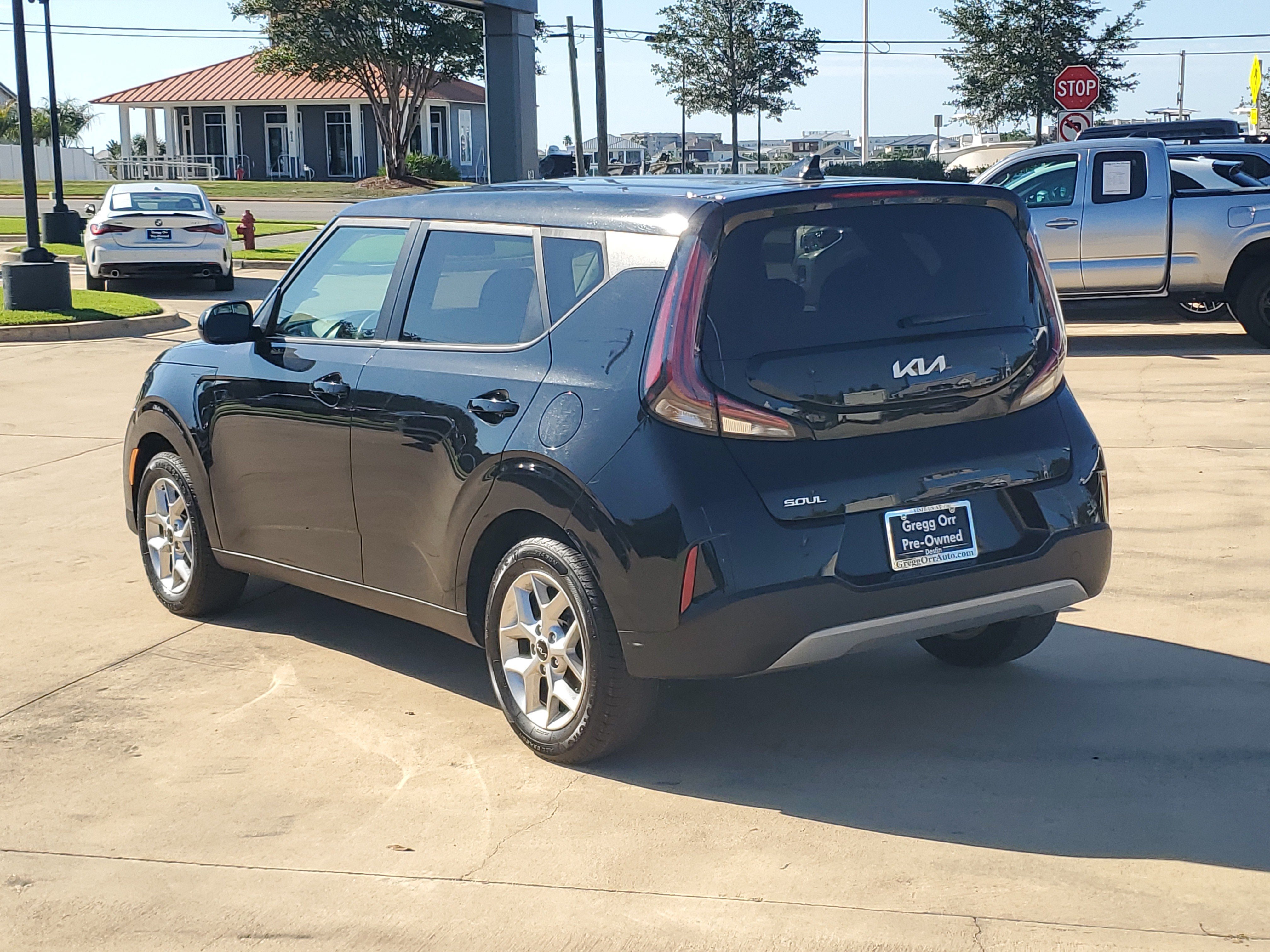 Used 2024 Kia Soul LX Hatchback
