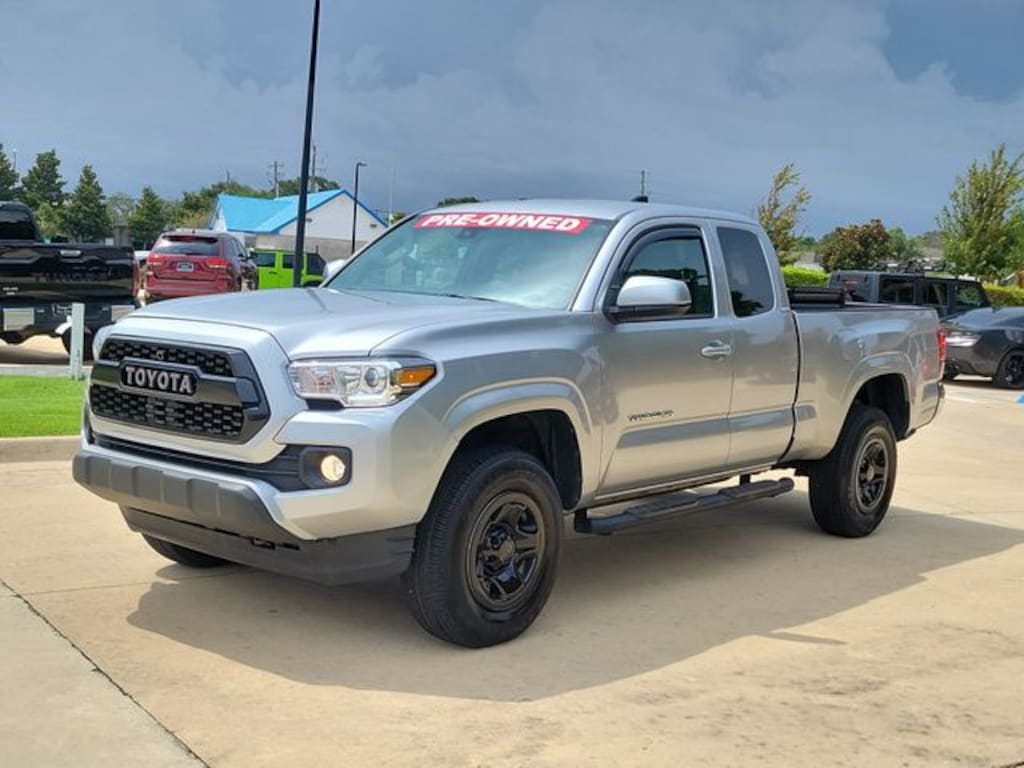 Used 2023 Toyota Tacoma SR5 Truck