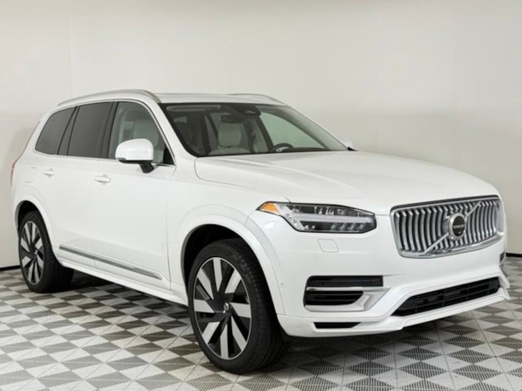 Used 2023 Volvo XC90 Recharge Plug-In Hybrid Ultimate Bright 7-Seater SUV