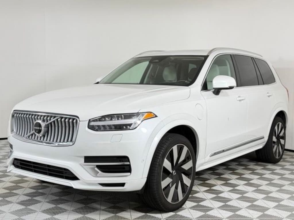 Used 2023 Volvo XC90 Recharge Plug-In Hybrid Ultimate Bright 7-Seater SUV