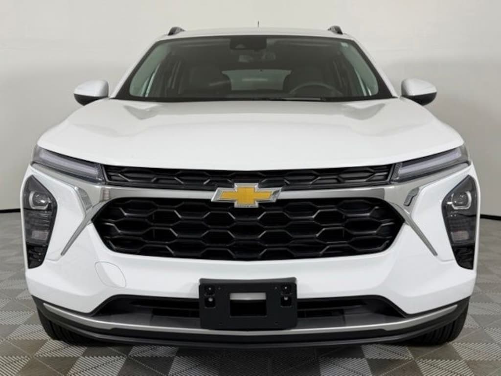 Used 2024 Chevrolet Trax LT SUV