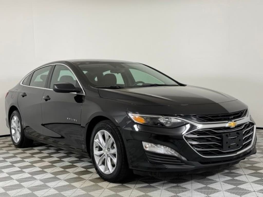 Used 2025 Chevrolet Malibu 1LT Sedan