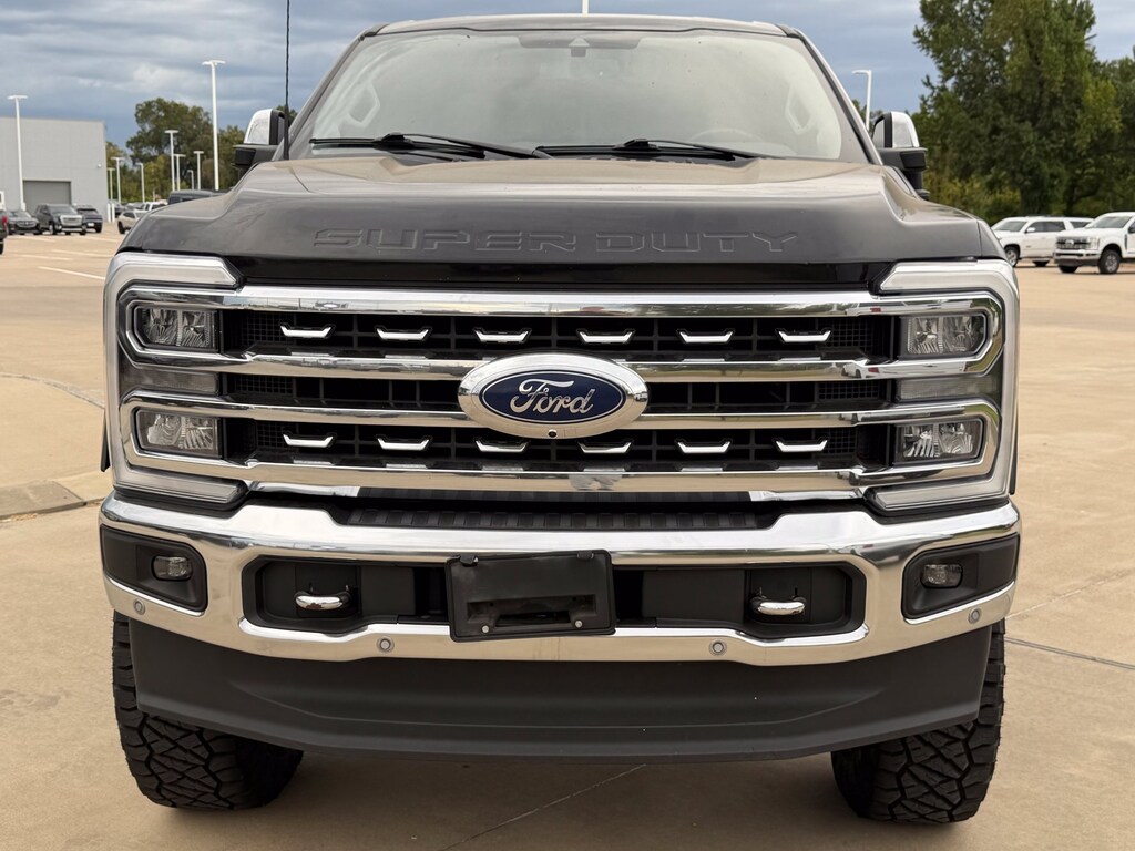 Used 2023 Ford F-250SD Lariat Truck