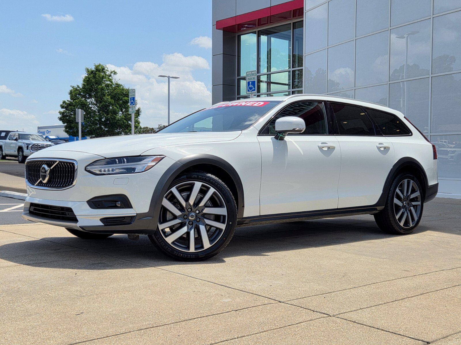 2021 Volvo V90 Cross Country
