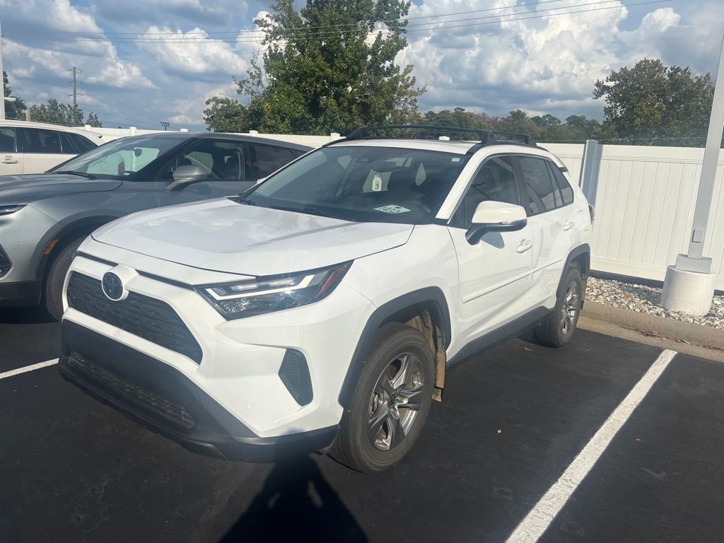 Used 2022 Toyota RAV4 XLE SUV