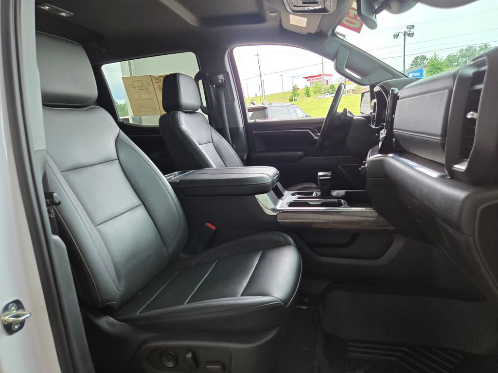 2023 Chevrolet Silverado 1500 LTZ - Photo 21