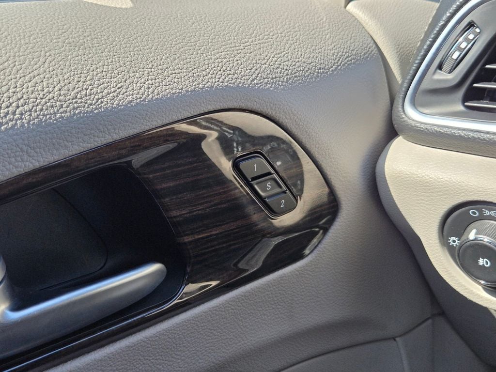 2024 Chrysler Pacifica Limited - Photo 35