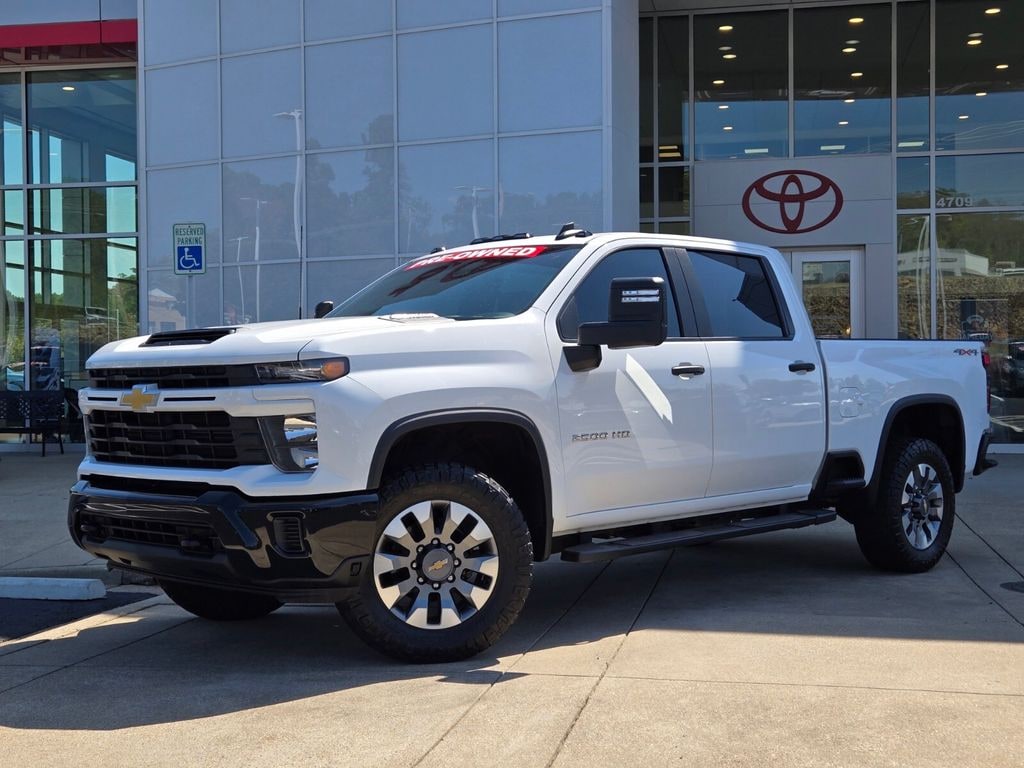 Used 2024 Chevrolet Silverado 2500HD Custom Truck