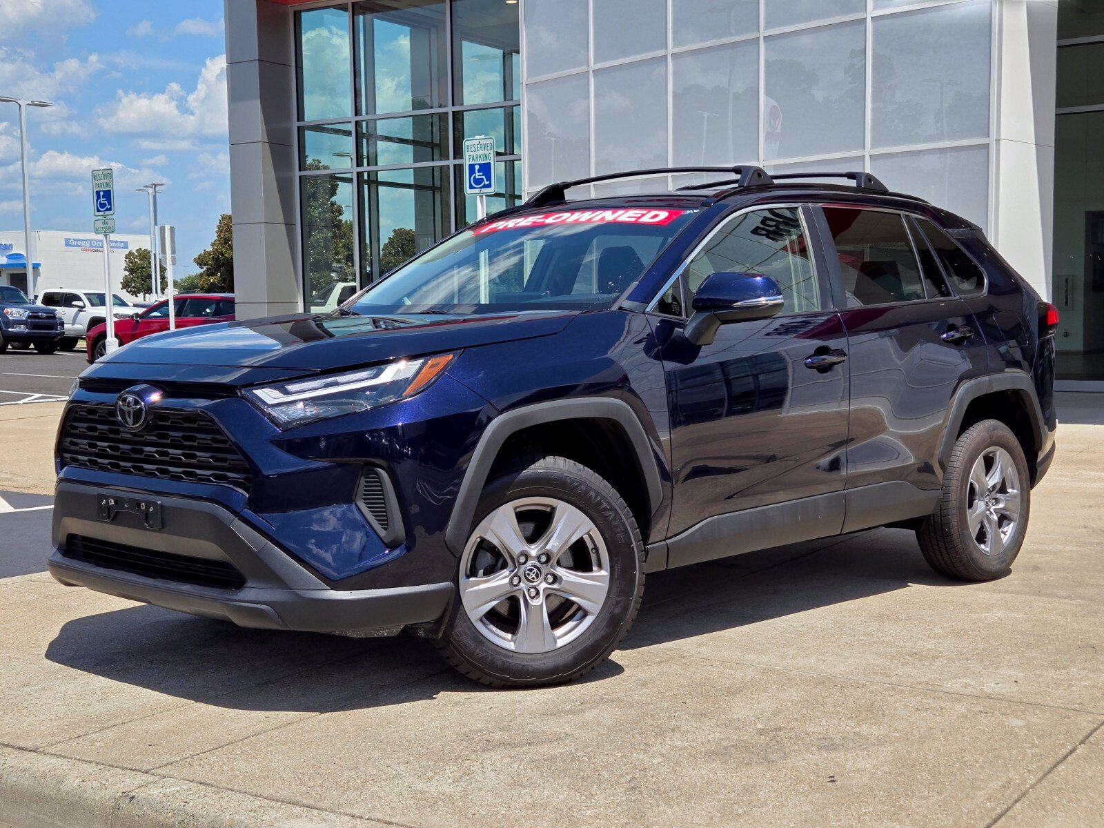 2023 Toyota RAV4 XLE