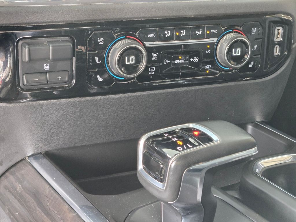 2023 Chevrolet Silverado 1500 LTZ - Photo 26