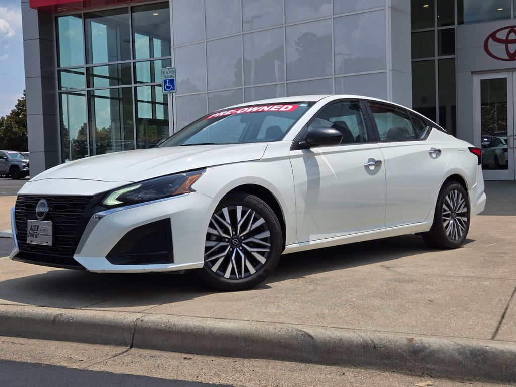2025 Nissan Altima