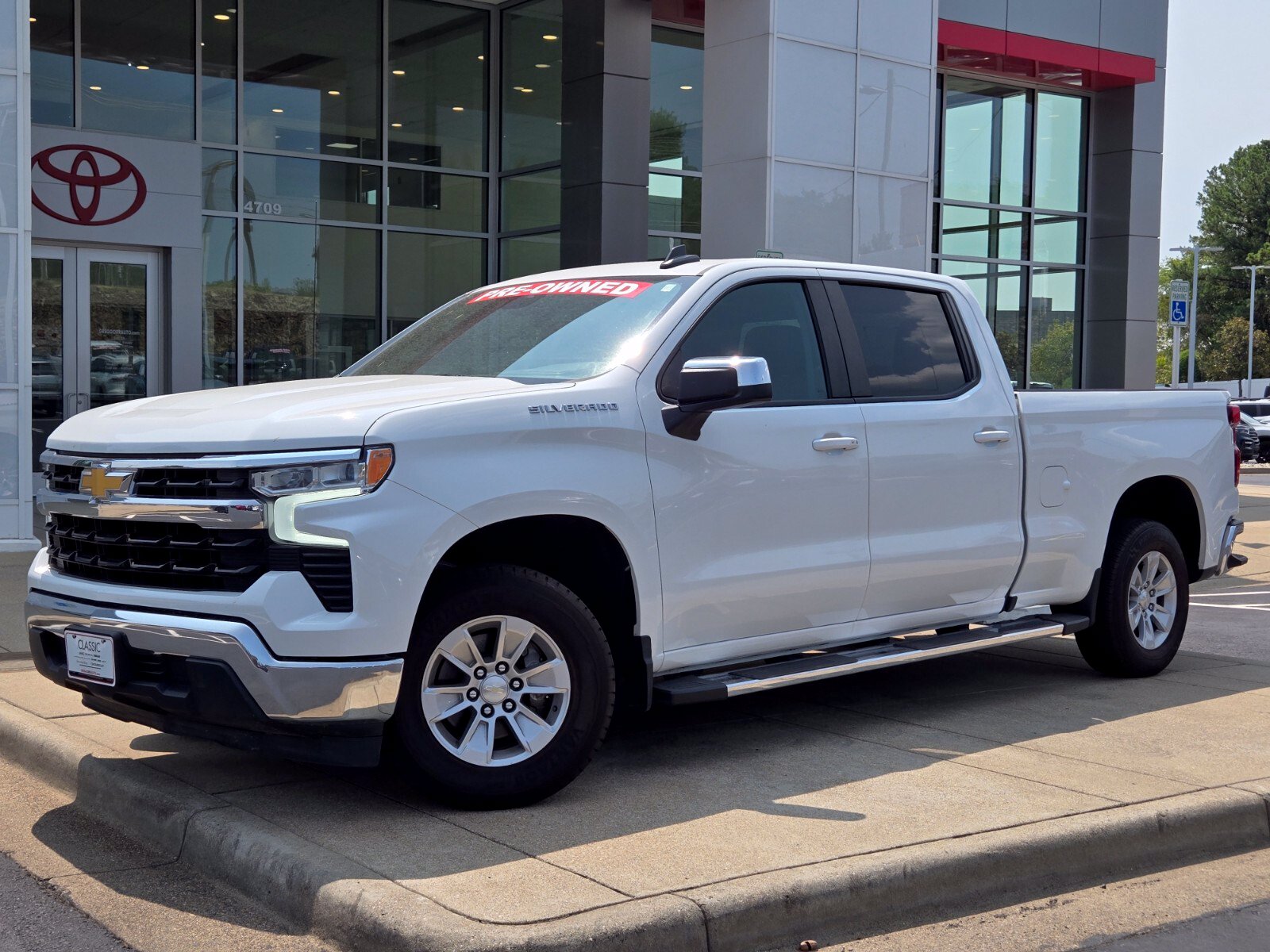 Used 2024 Chevrolet Silverado 1500 LT Truck