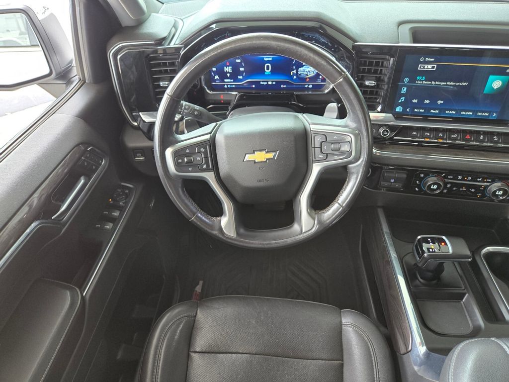 2023 Chevrolet Silverado 1500 LTZ - Photo 14