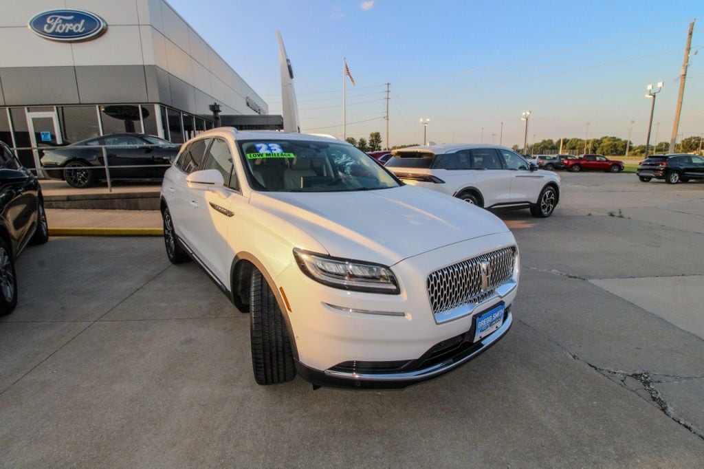 Used 2023 Lincoln Nautilus Reserve with VIN 2LMPJ8K97PBL18065 for sale in Kansas City