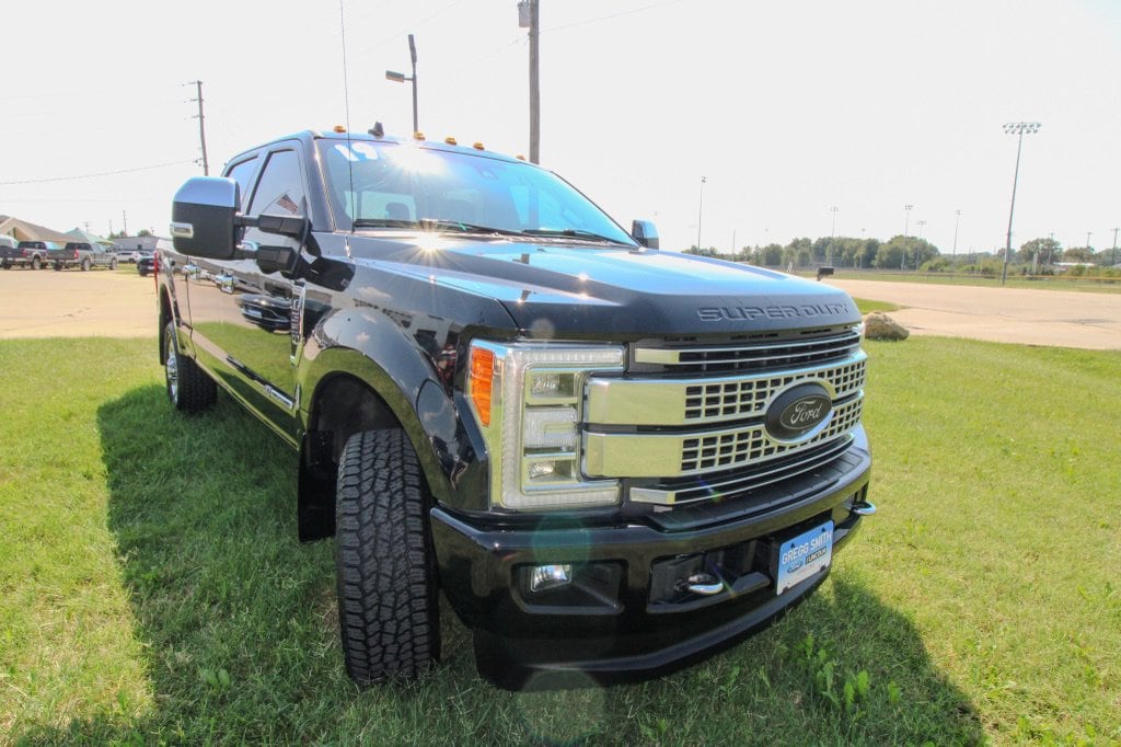 Used 2019 Ford F-350 Super Duty Platinum with VIN 1FT8W3BT2KEF12729 for sale in Kansas City