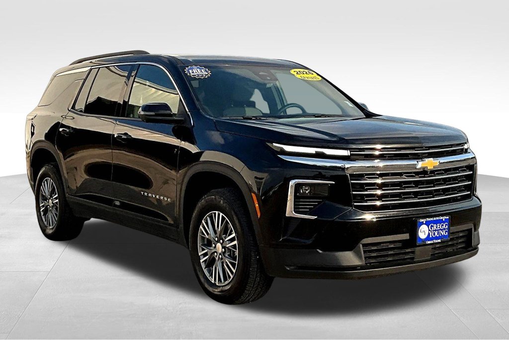 Used 2026 Chevrolet Traverse LT SUV
