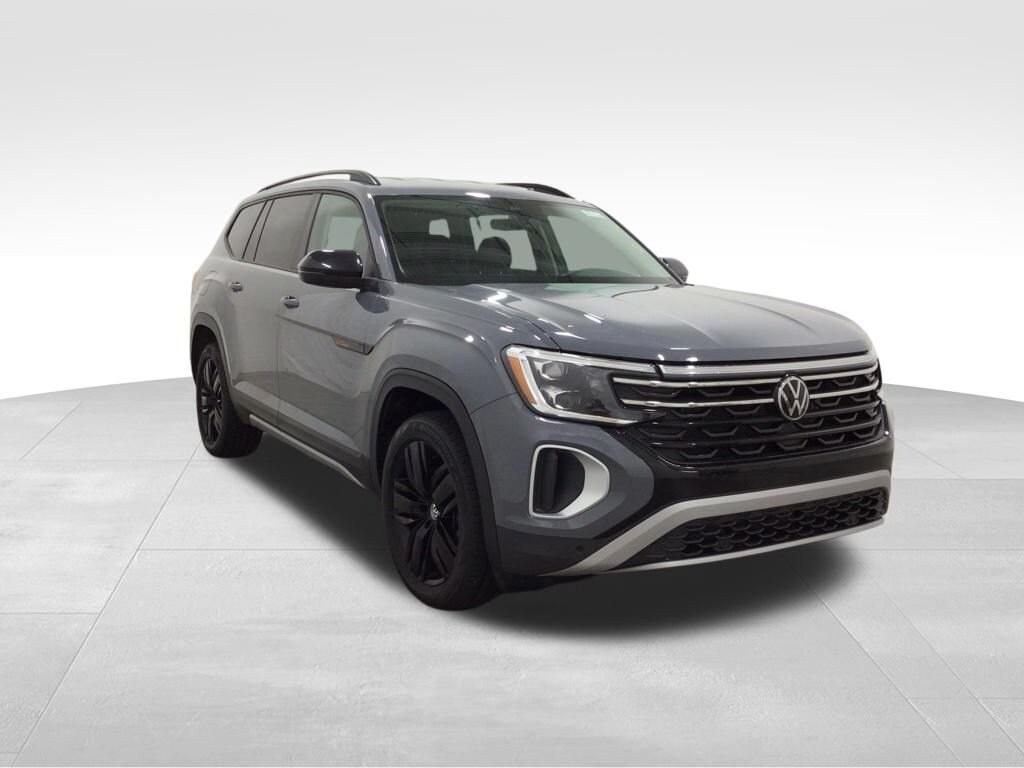 Used 2024 Volkswagen Atlas 2.0T Peak Edition SE w/Technology