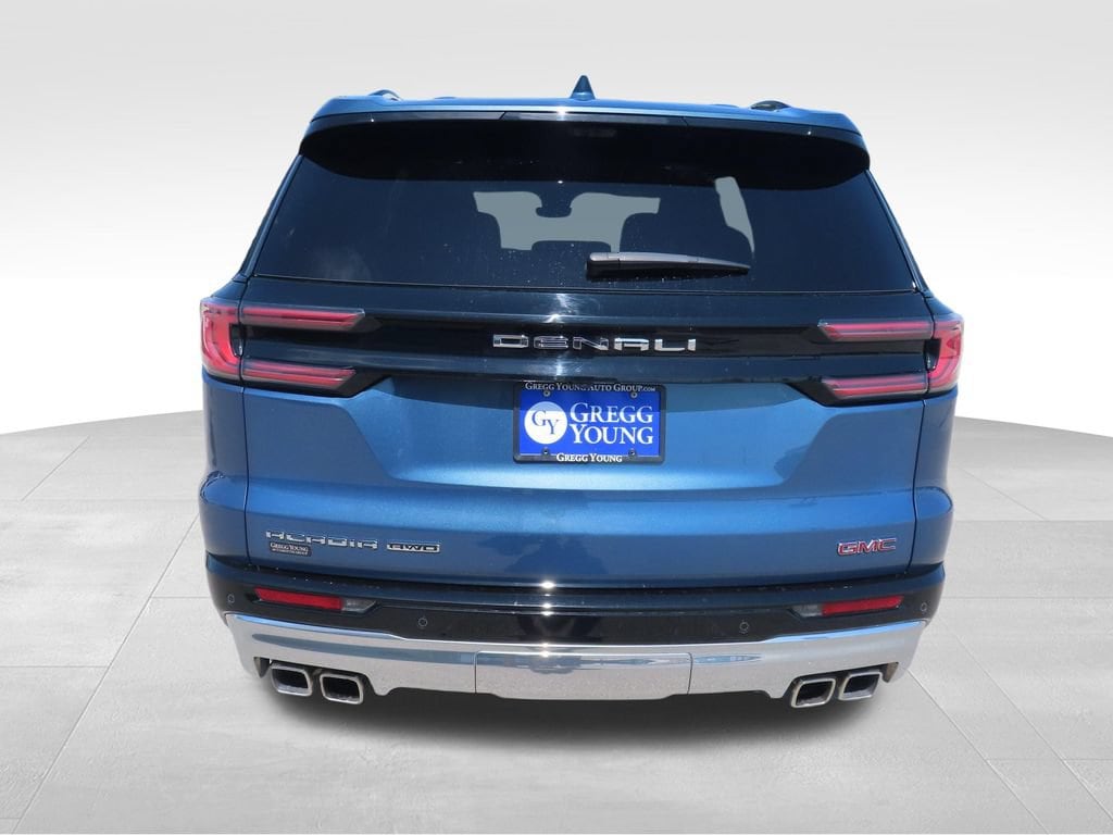 Used 2025 GMC Acadia Denali SUV