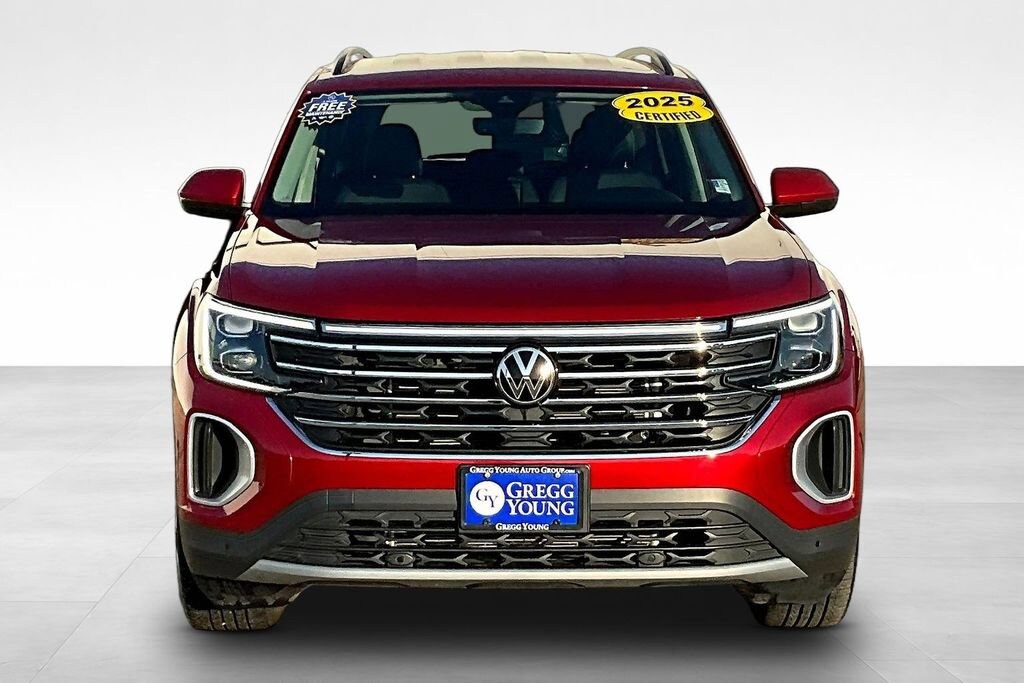 Used 2025 Volkswagen Atlas 2.0T SE w/Technology