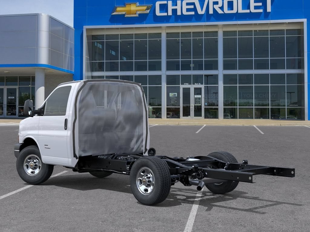 New 2026 Chevrolet Express Cutaway 3500 1WT Cutaway Van