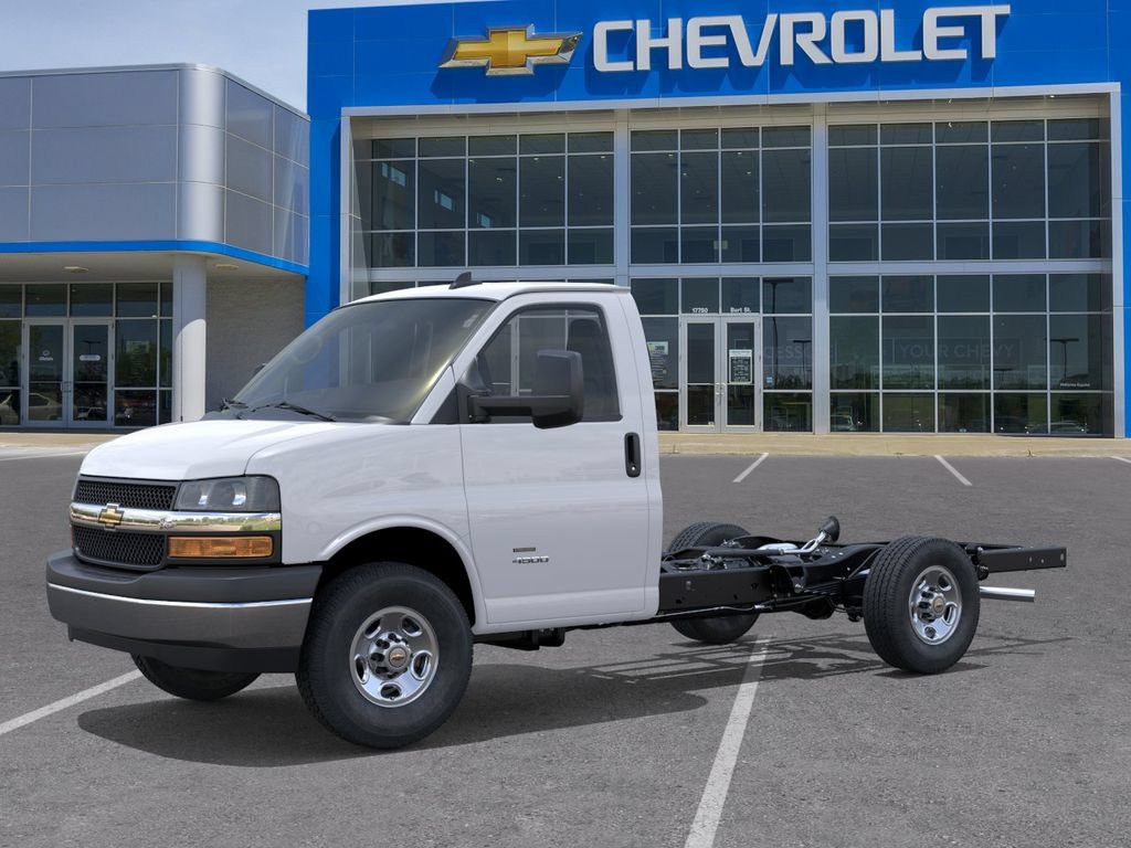 New 2026 Chevrolet Express Cutaway 3500 1WT Cutaway Van