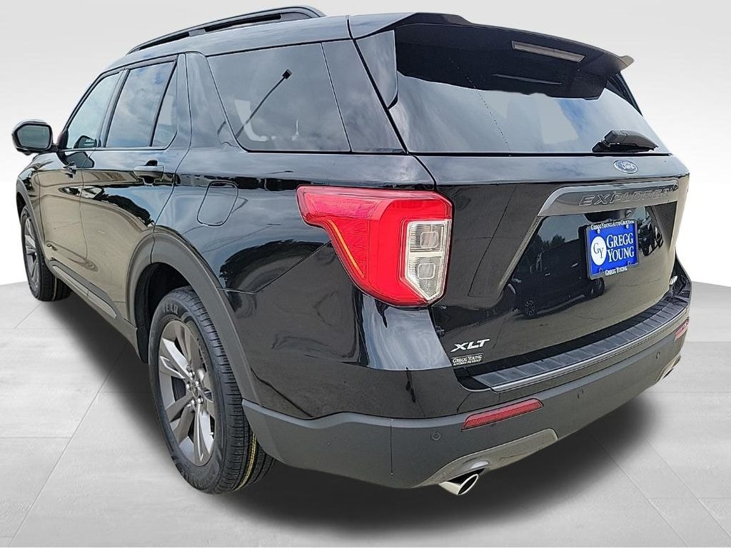 Used 2024 Ford Explorer XLT SUV
