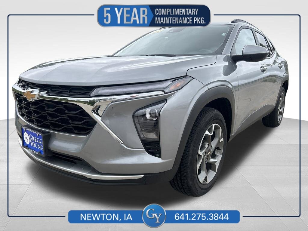 Used 2025 Chevrolet Trax LT SUV
