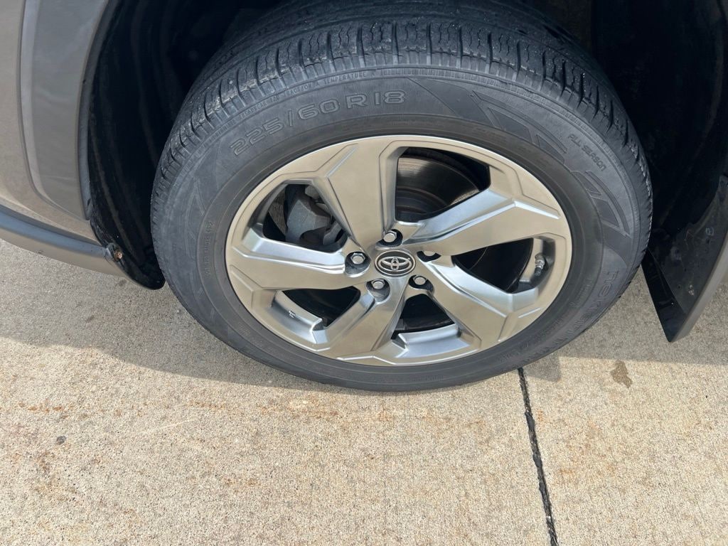 Used 2019 Toyota RAV4 Hybrid Limited SUV
