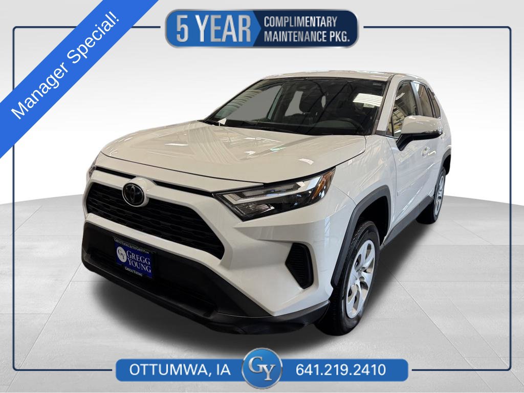 2024 Toyota RAV4 LE
