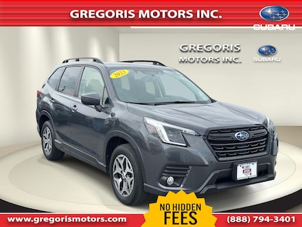 Used 2023 Subaru Forester Premium SUV near Manhattan, NY
