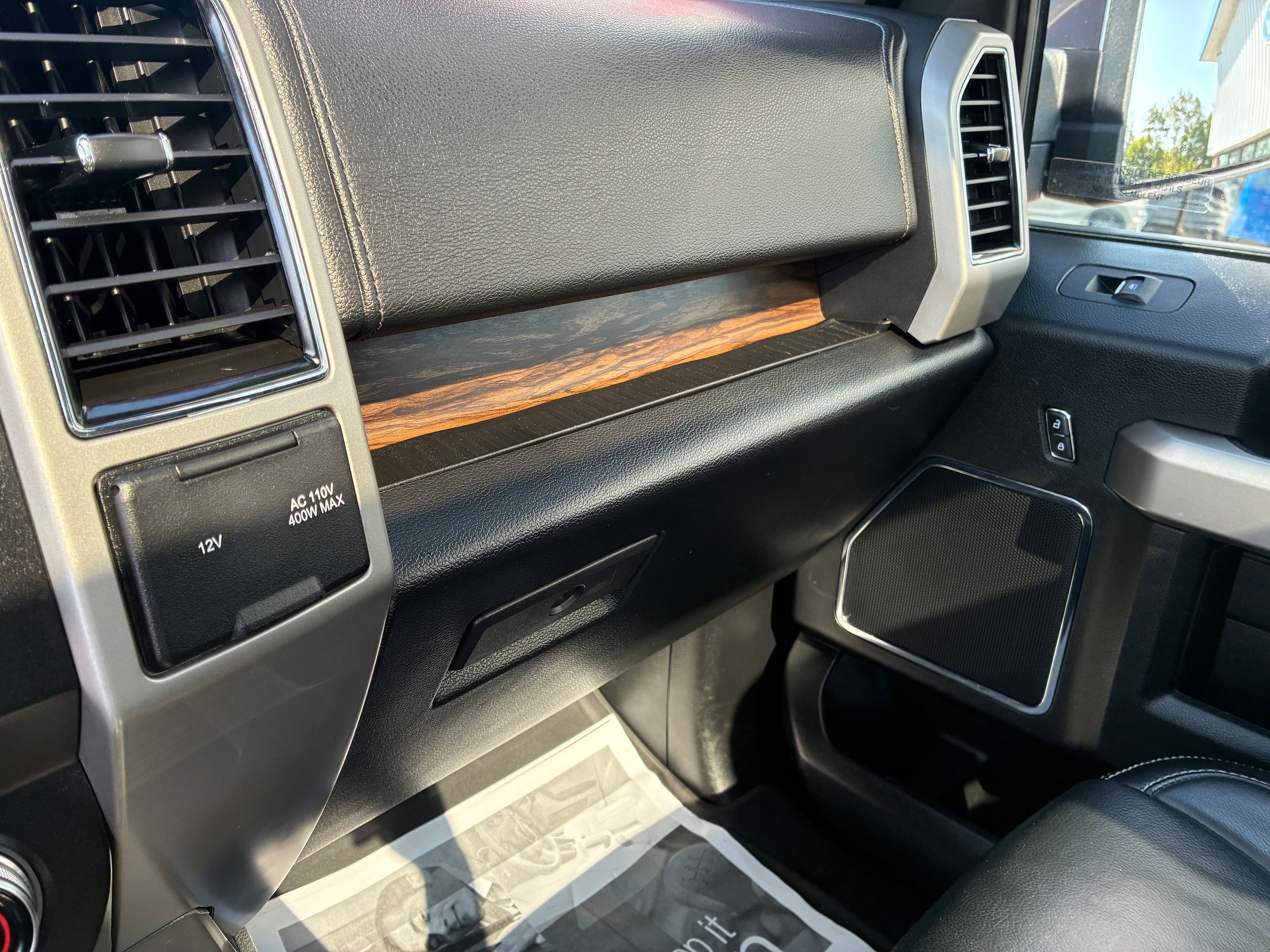 2019 Ford F-150 Lariat - Photo 23