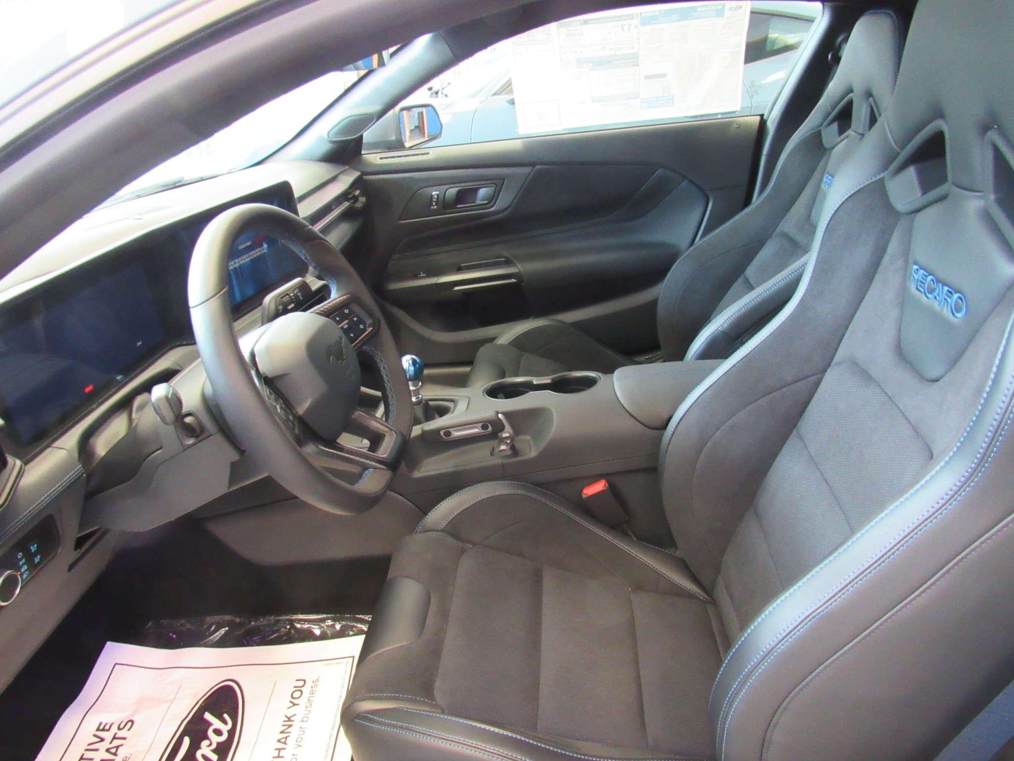 2025 Ford Mustang Dark Horse - Photo 13