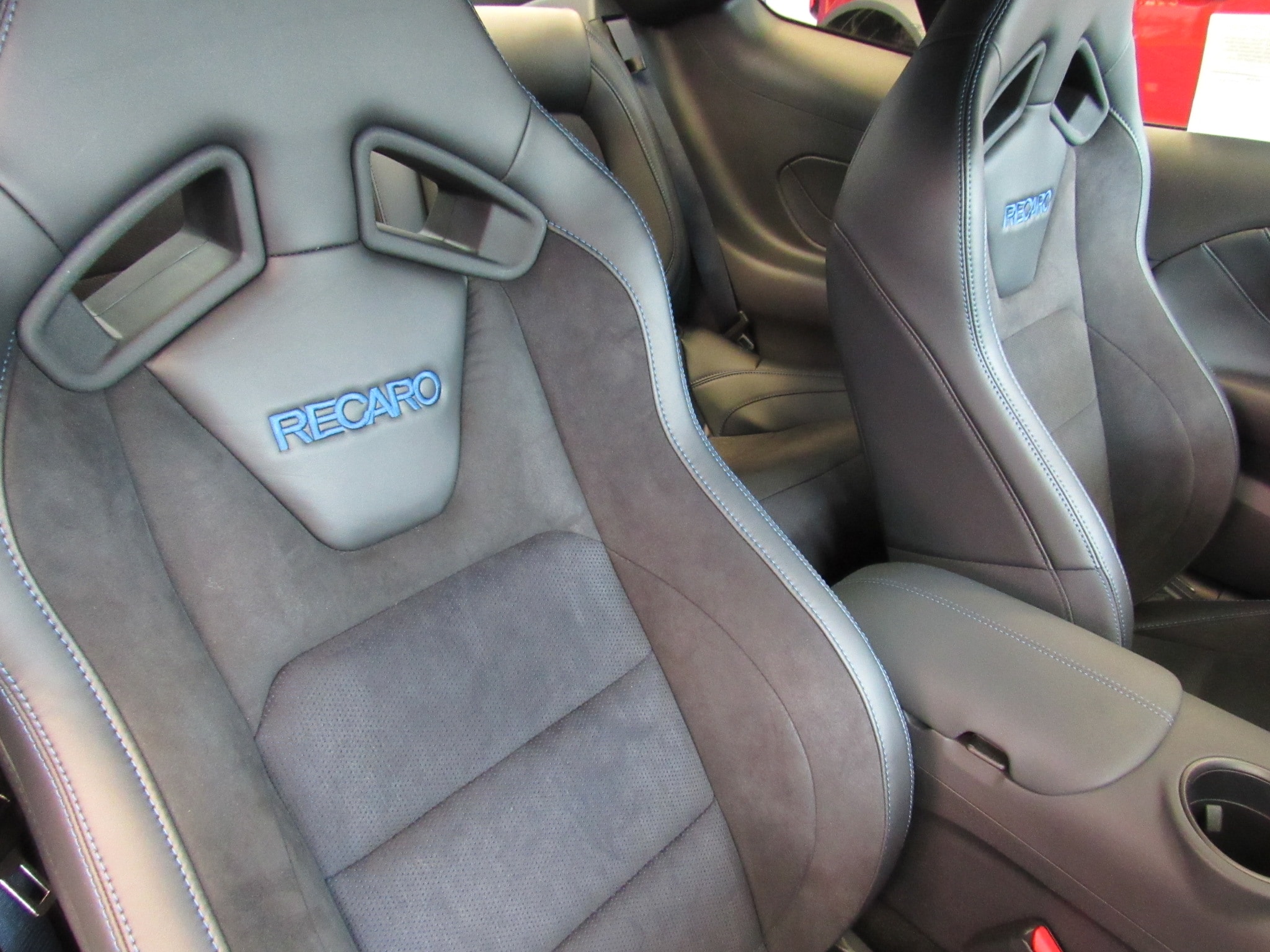 2025 Ford Mustang Dark Horse - Photo 11