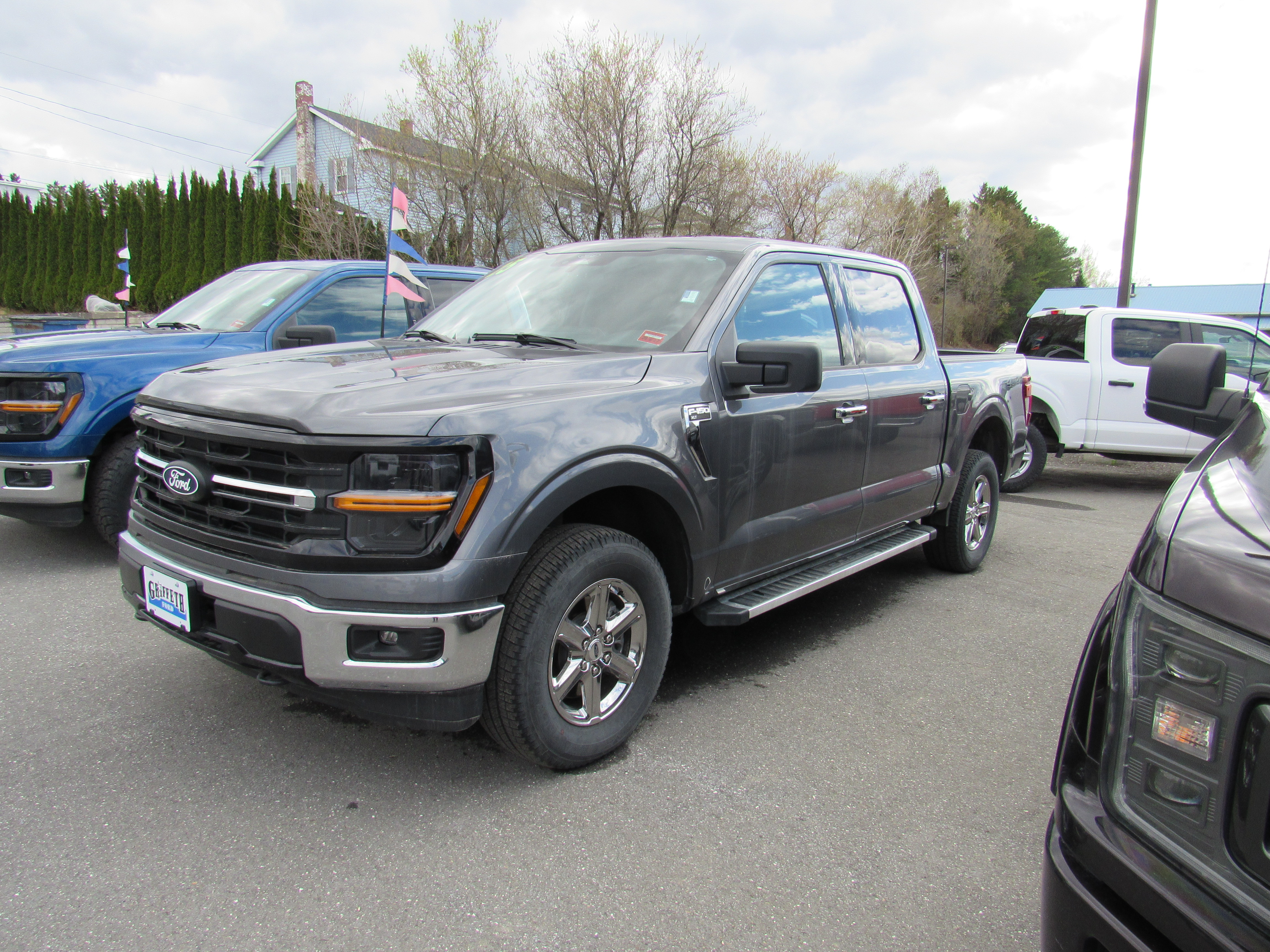 2025 Ford F-150 PU Crew Cab Truck