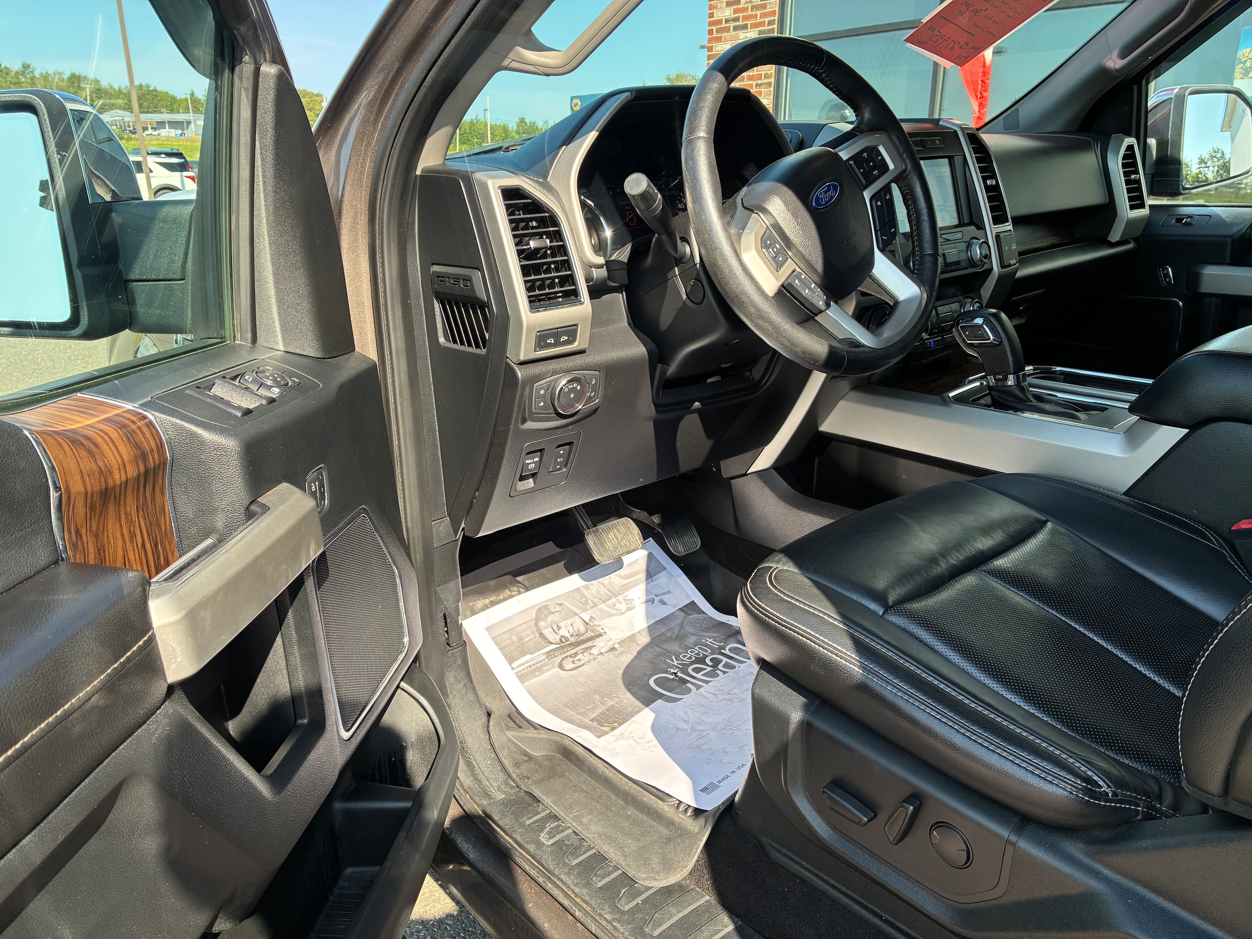 2019 Ford F-150 Lariat - Photo 14