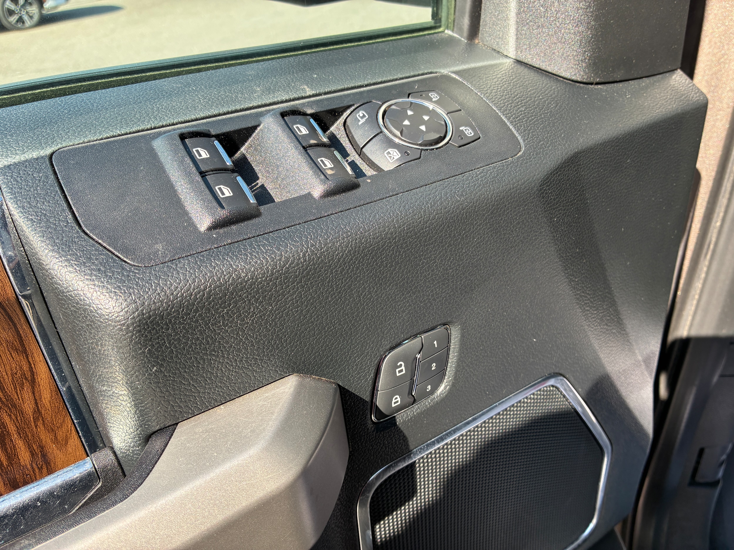 2019 Ford F-150 Lariat - Photo 15