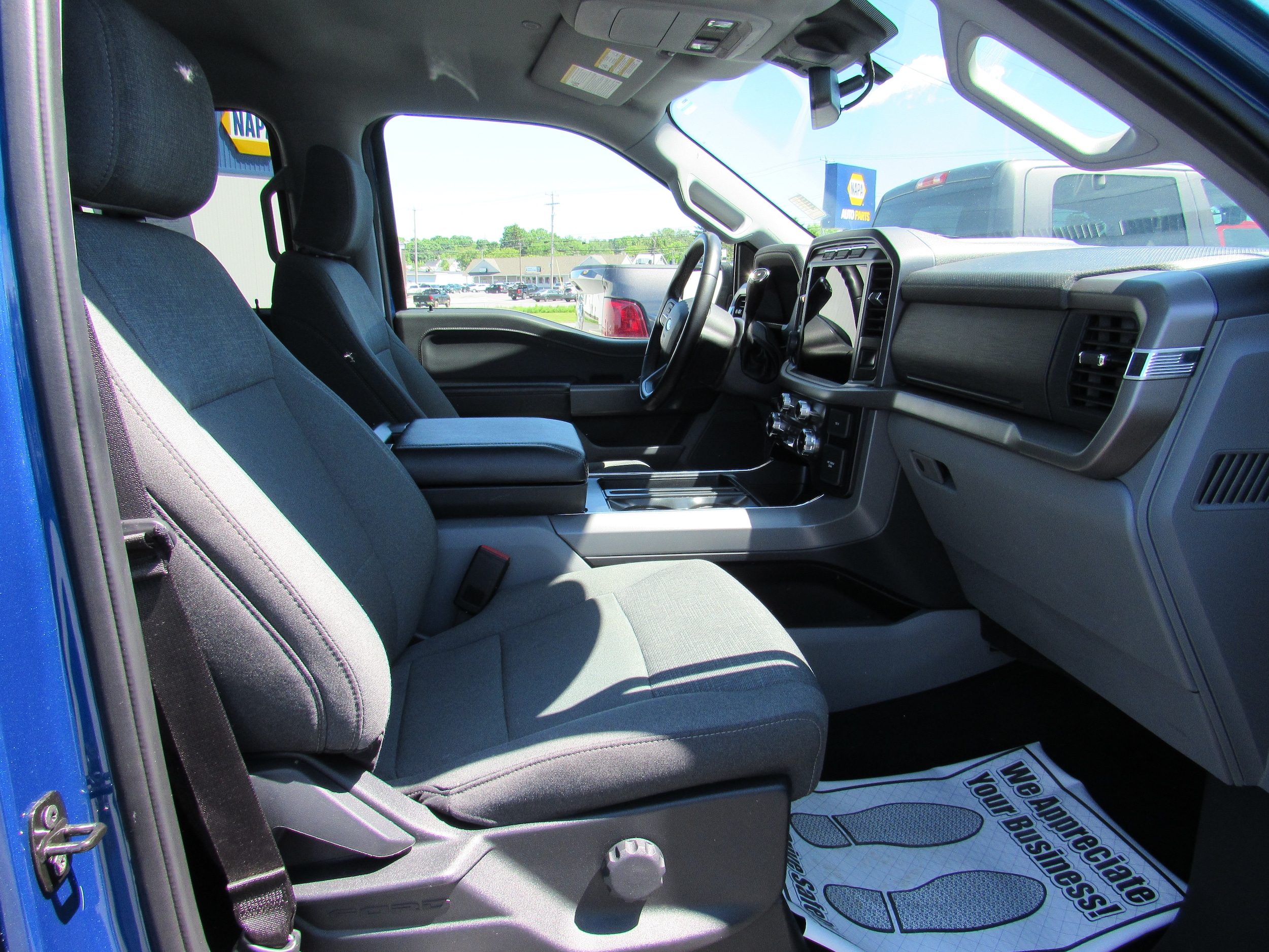 2024 Ford F-150 XLT - Photo 12