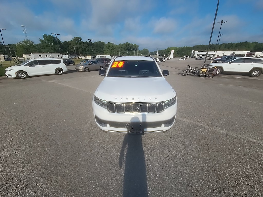 Used 2024 Jeep Wagoneer Series II Sport Utility