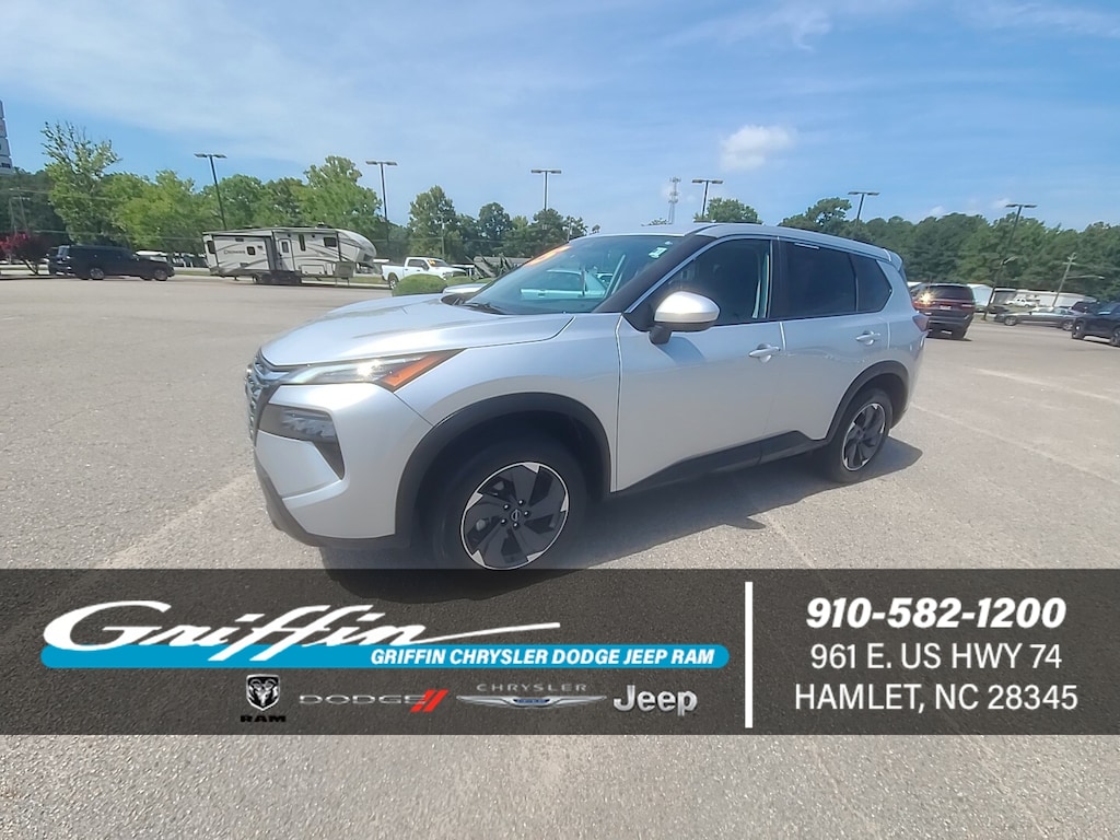Used 2025 Nissan Rogue SV Sport Utility
