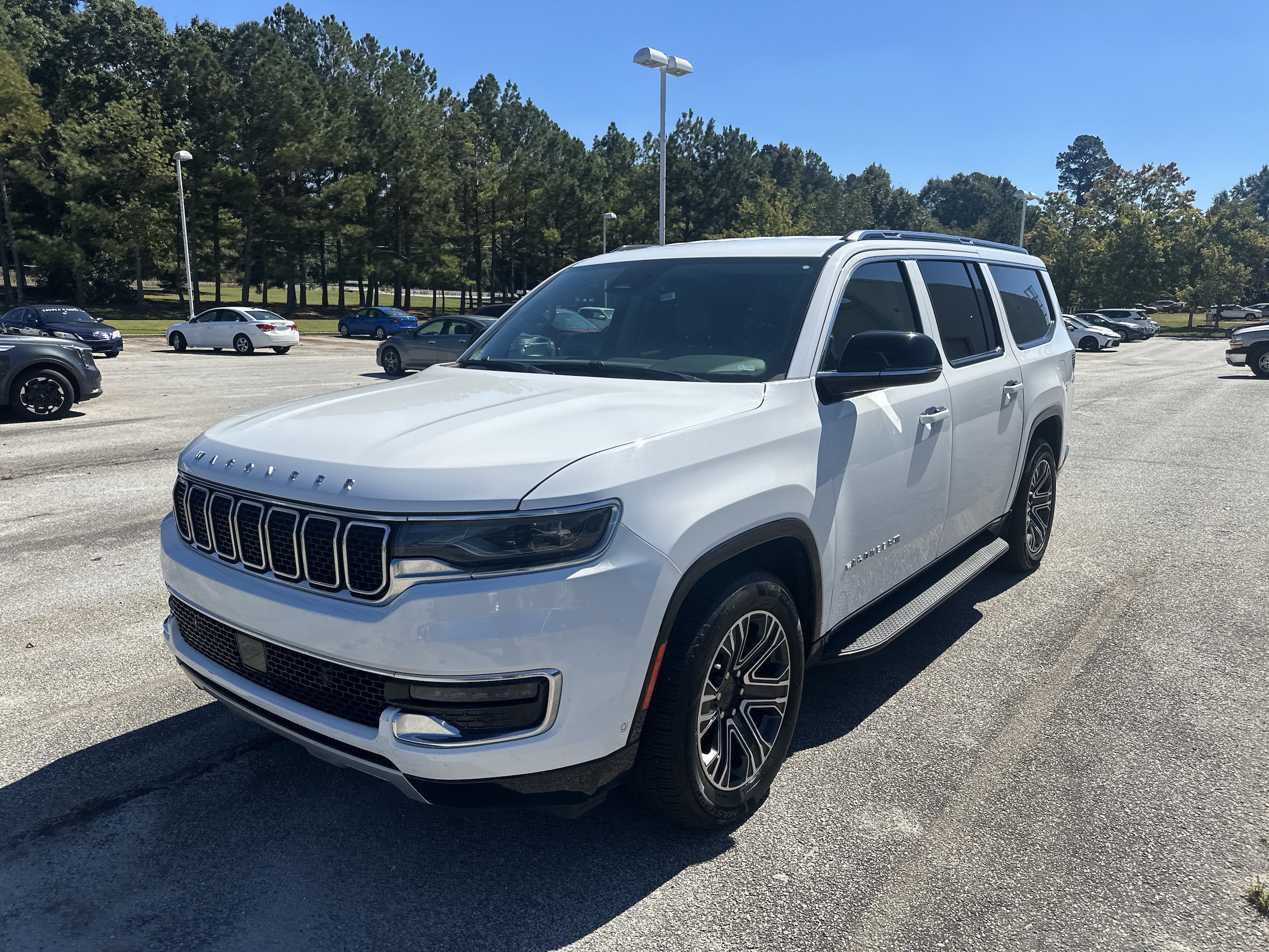 2023 Jeep Wagoneer L
