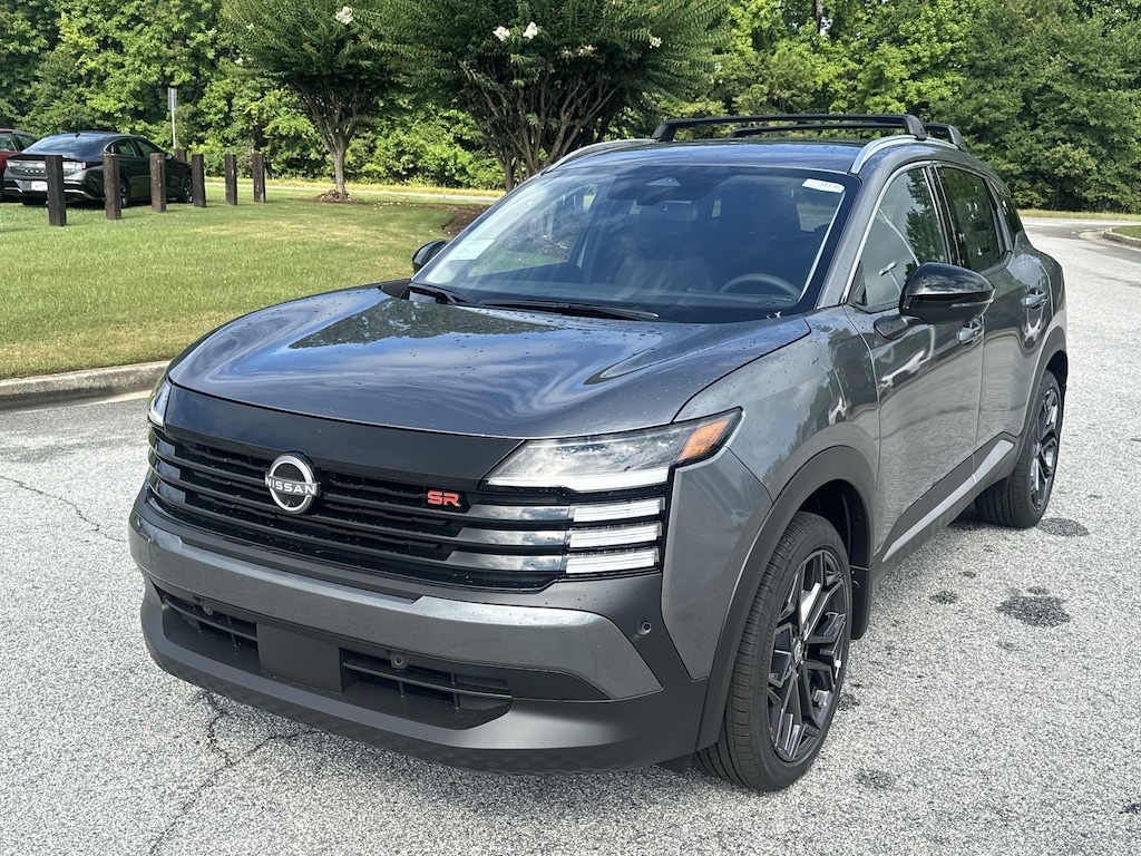 New 2026 Nissan Kicks SR SUV