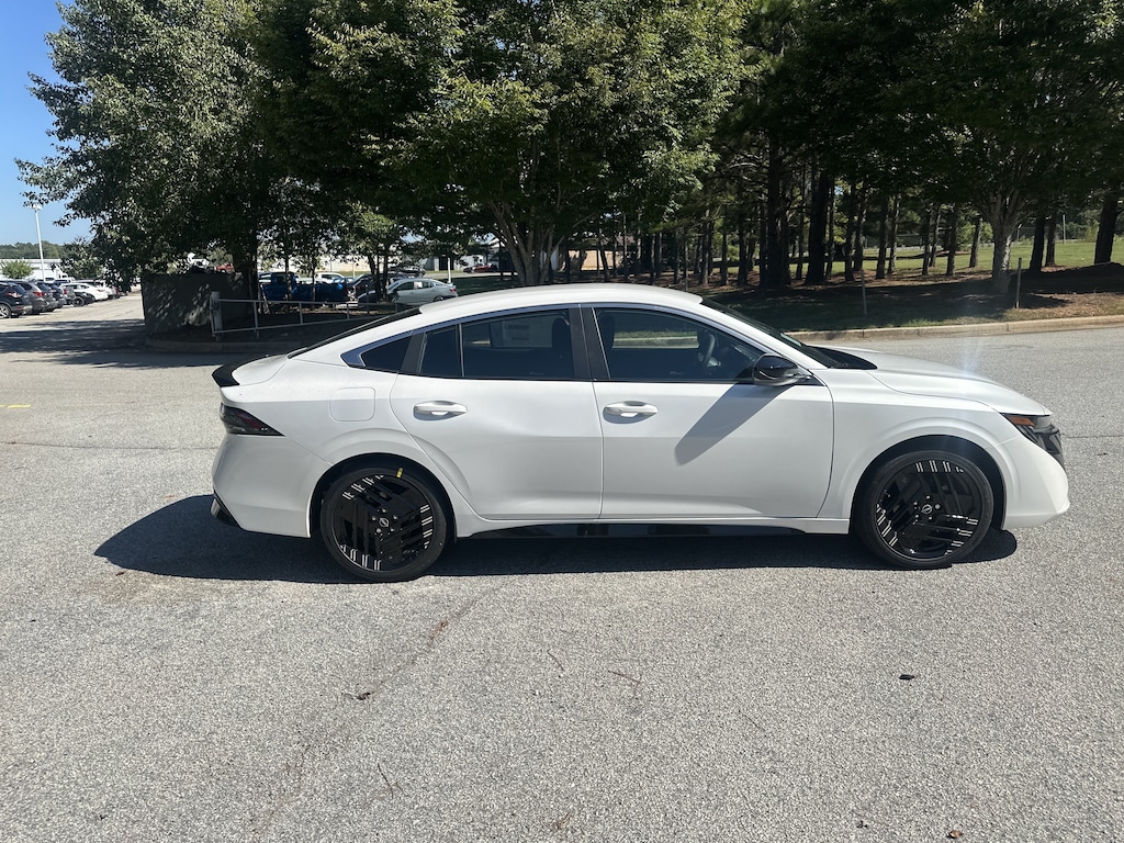 New 2027 Nissan Sentra SR Sedan