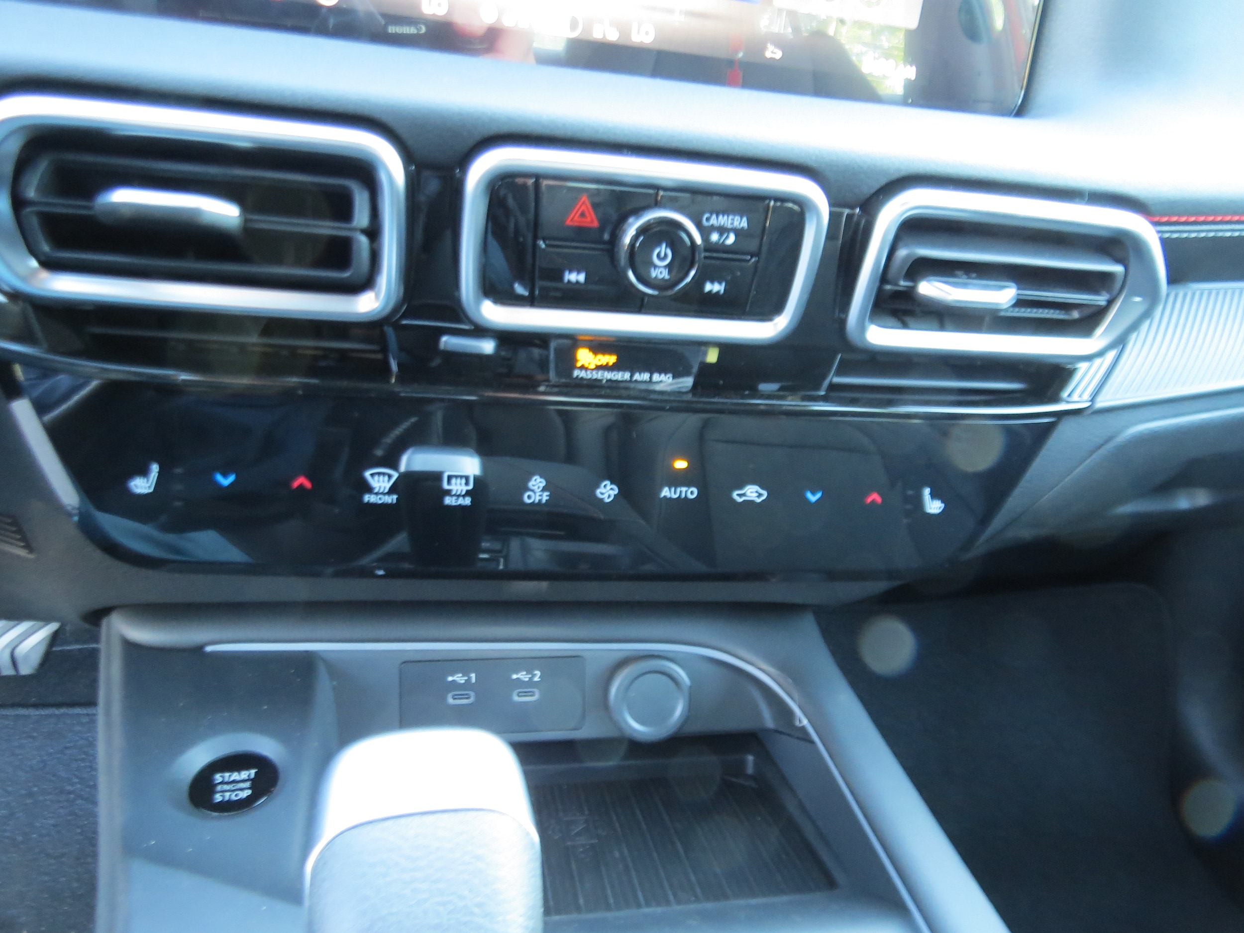 2026 Nissan Sentra SR - Photo 18